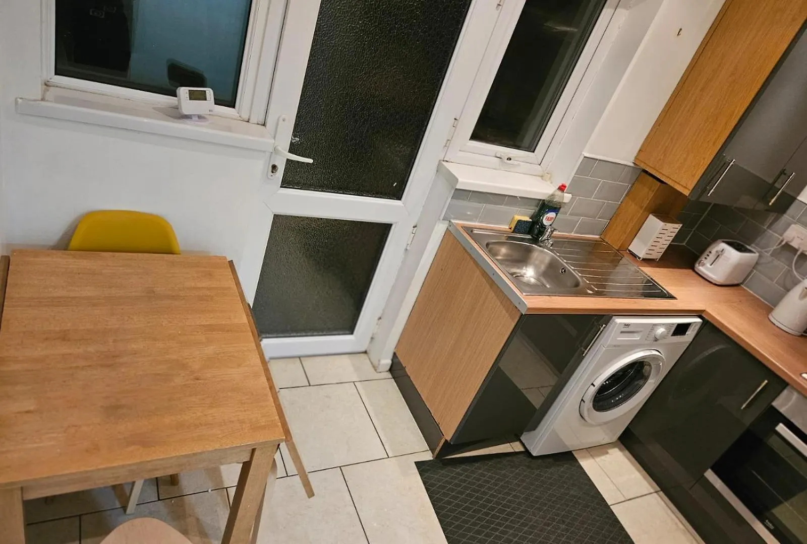 Nariken Apartments, Cardiff 0*,  United Kingdom
