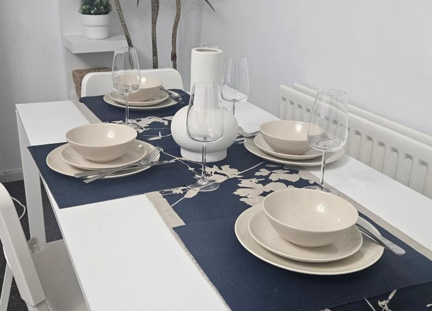 Nariken Apartments, Cardiff 0*,  United Kingdom